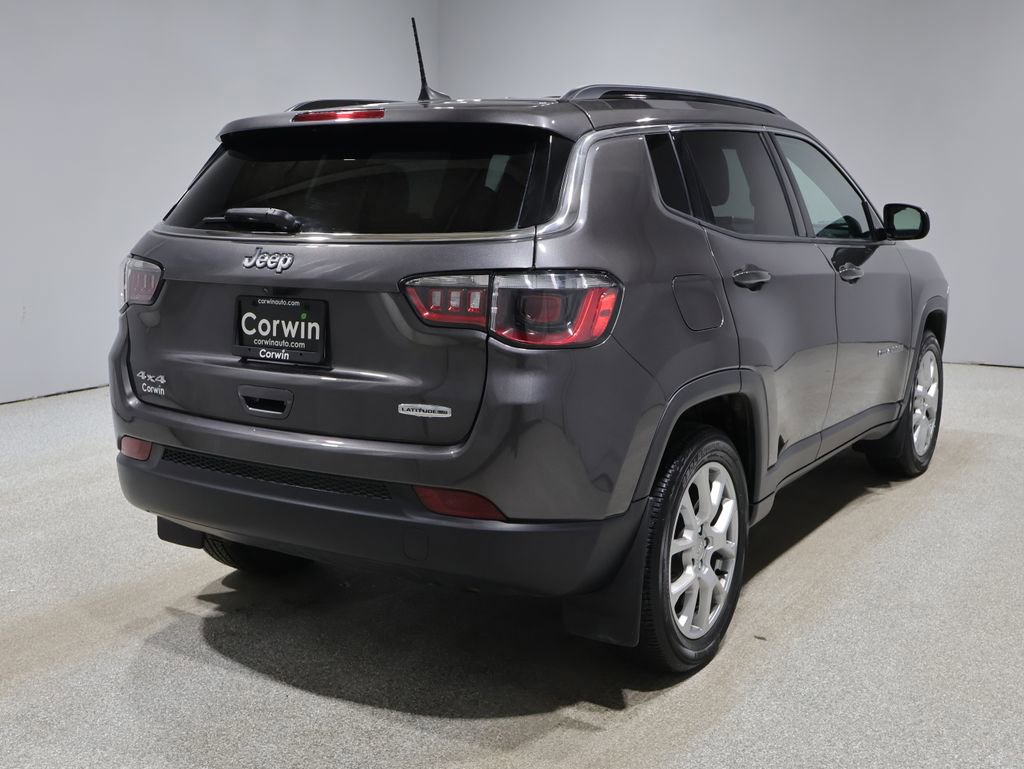 Used 2023 Jeep Compass Latitude video 2