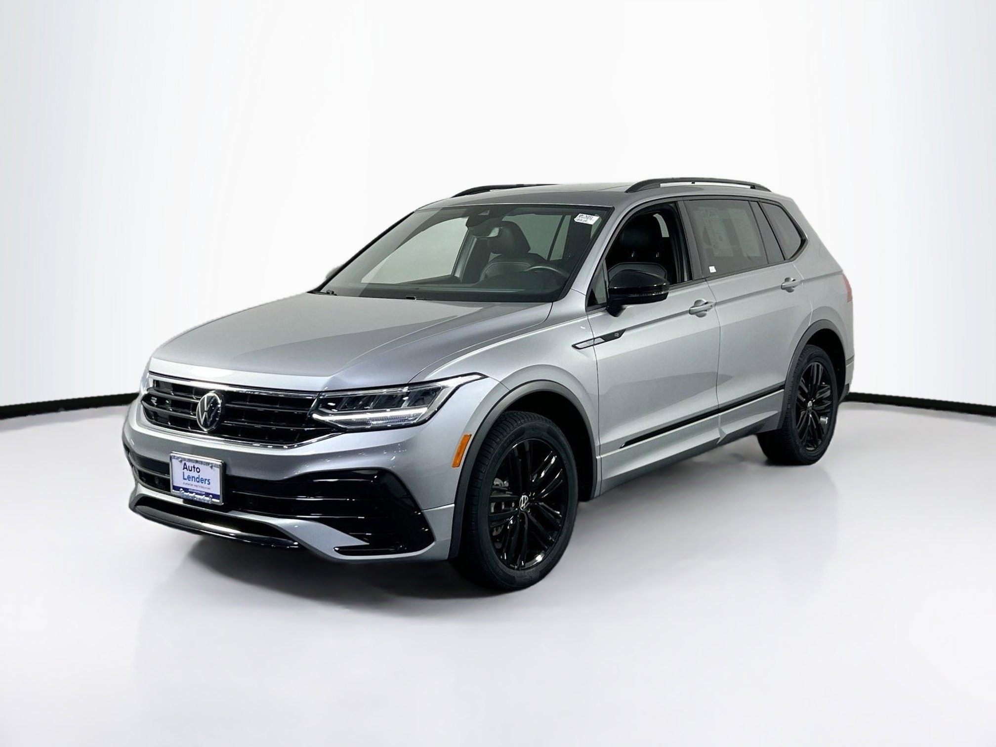 Used 2022 Volkswagen Tiguan SE R-Line