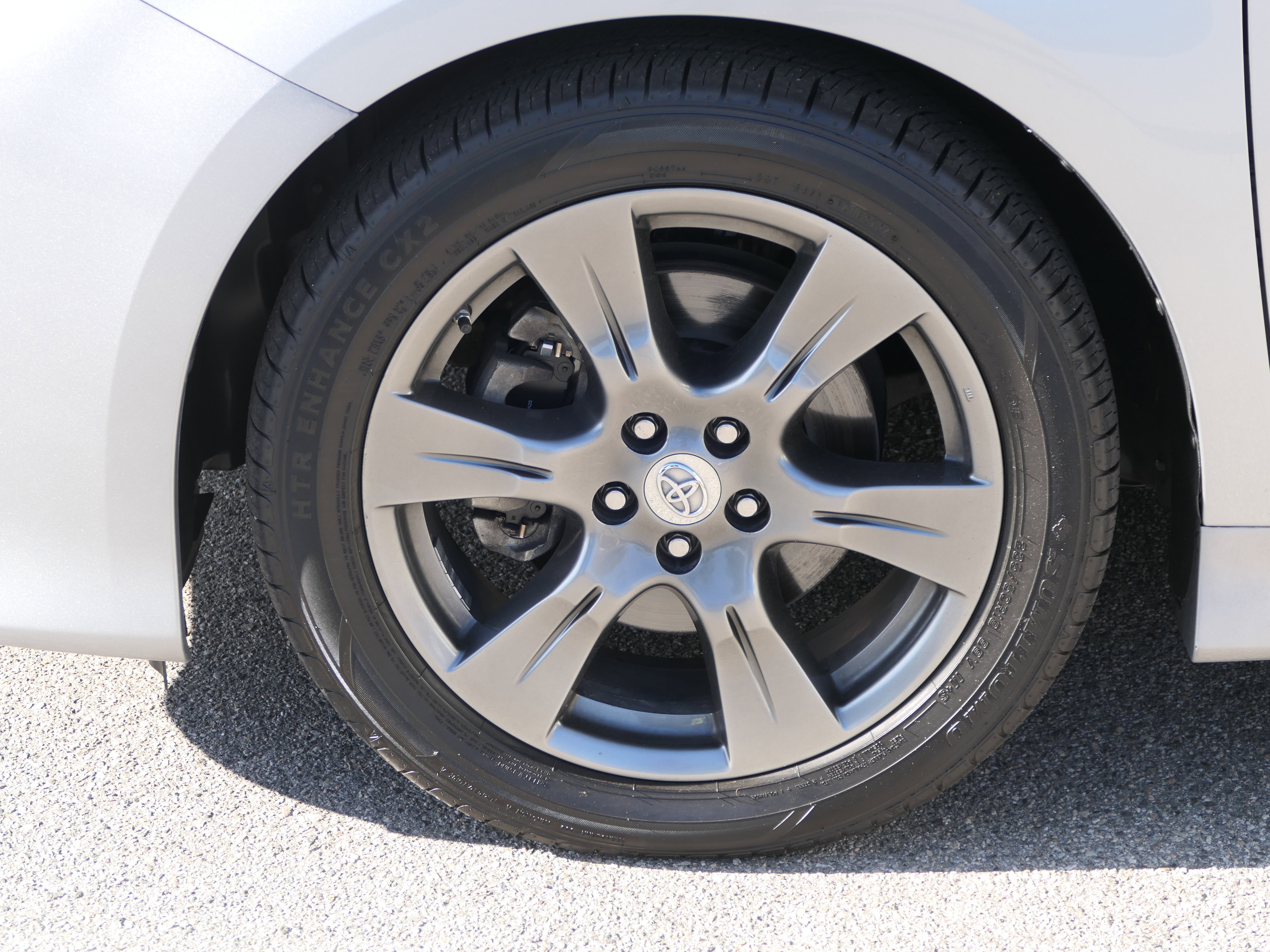 Used 2017 Toyota Sienna SE Premium FWD image 10