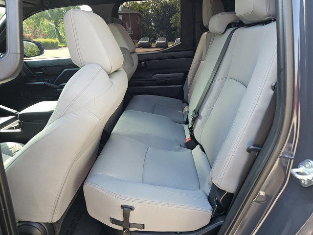 Certified 2025 Toyota Tacoma SR5 AWD/4WD image 27
