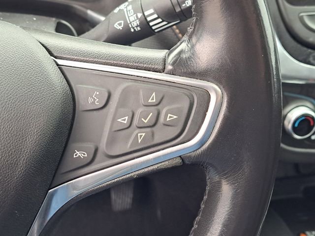 Used 2018 Chevrolet Equinox Premier image 12