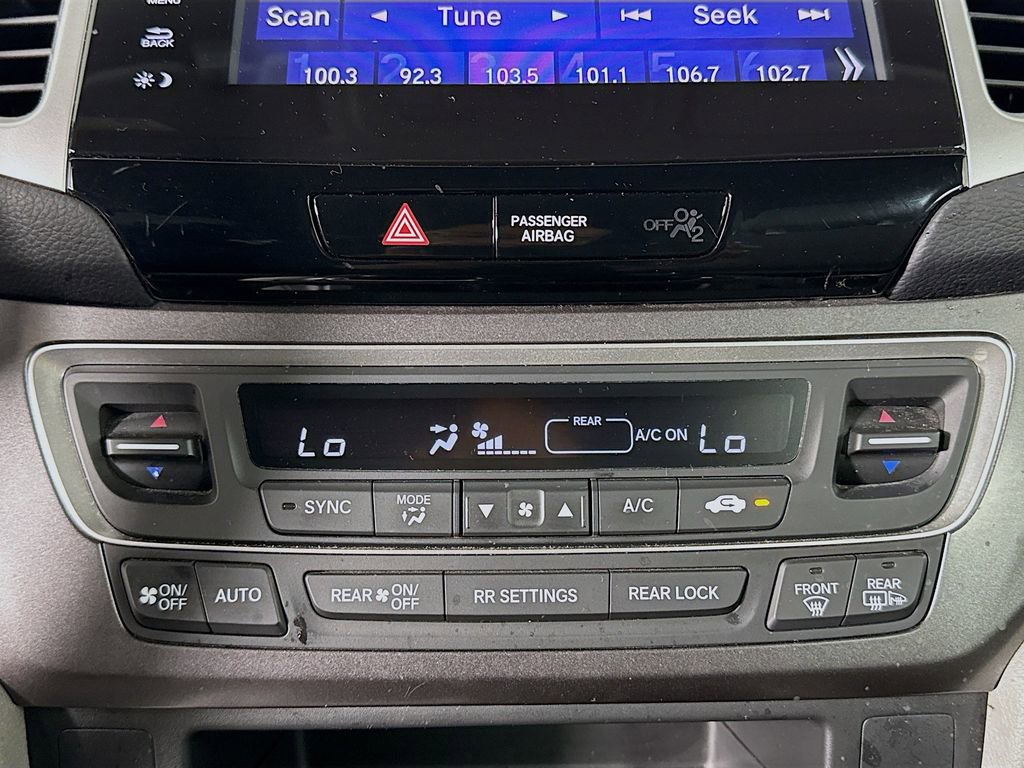 Used 2017 Honda Pilot EX image 17