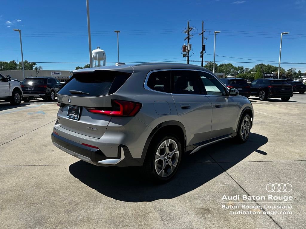 Used 2025 BMW X1 xDrive28i image 3