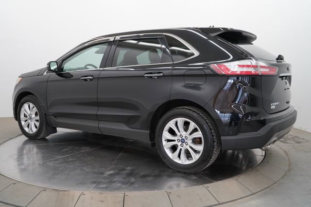 Used 2020 Ford Edge Titanium w/ Equipment Group 301A image 5