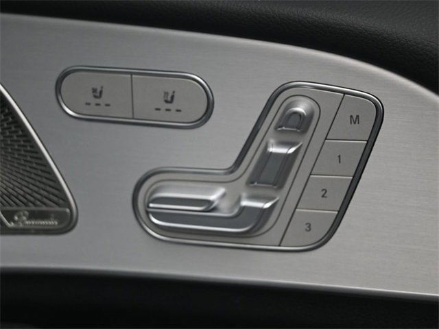 Used 2021 Mercedes-Benz GLS 580 4MATIC image 18