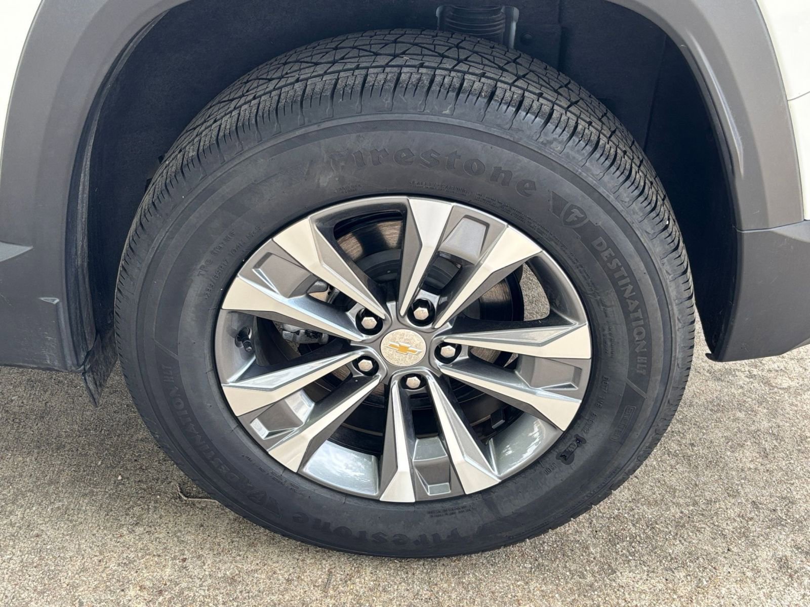 Used 2025 Chevrolet Equinox LT FWD image 31