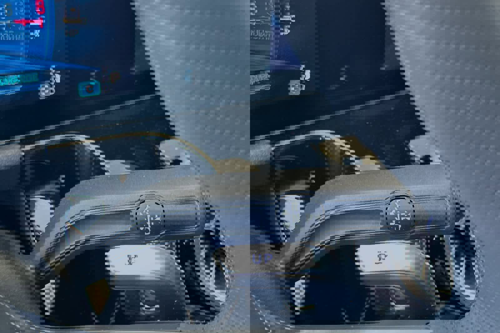 New 2025 Mercedes-Benz GLA 35 AMG 4MATIC image 18