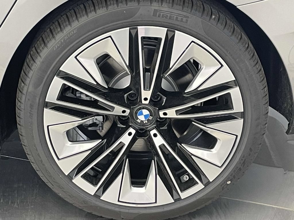 New 2027 BMW 530i xDrive AWD/4WD image 12