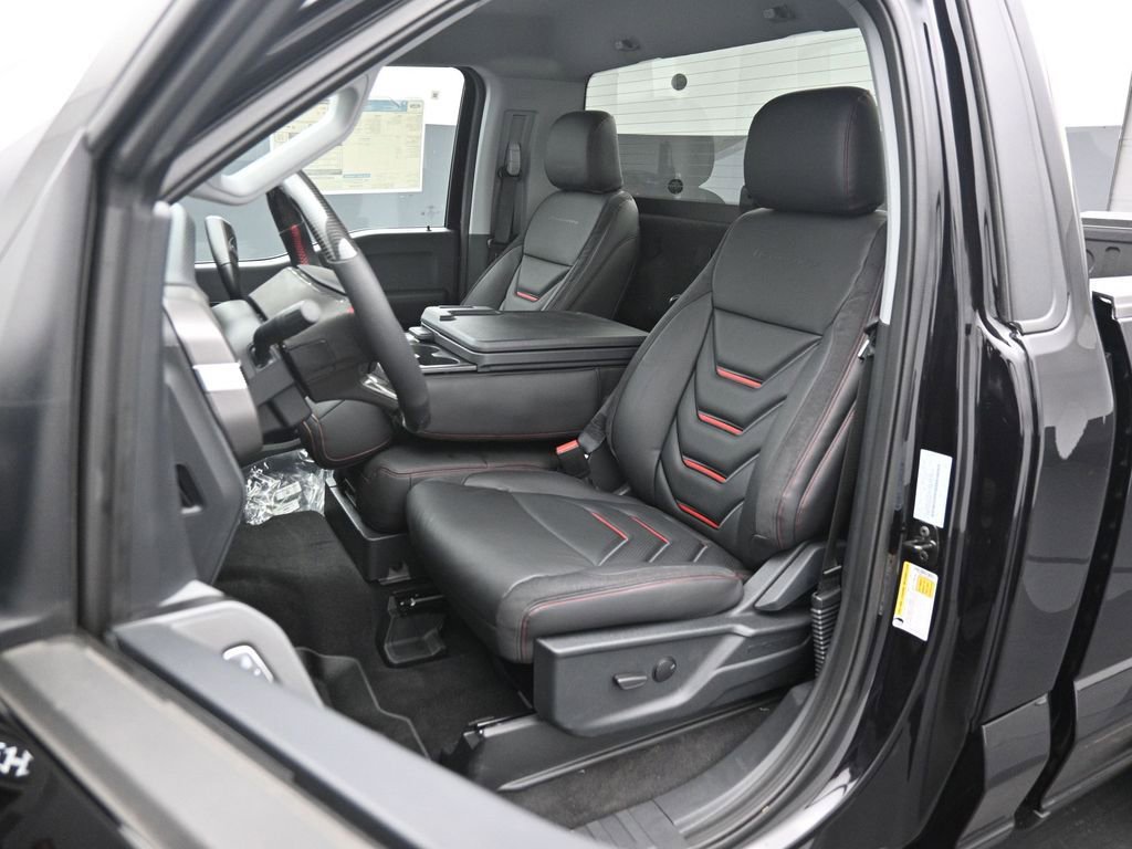 New 2025 Ford F150 XL w/ Equipment Group 103A High image 8