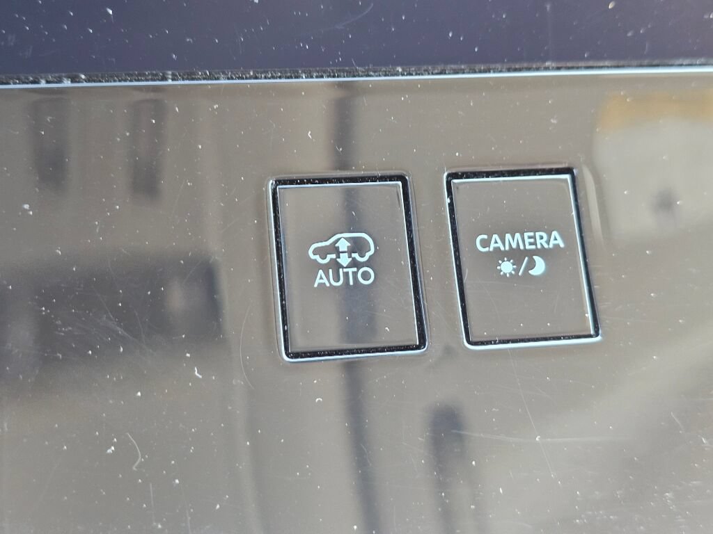 Used 2025 INFINITI QX80 Sensory AWD/4WD image 35