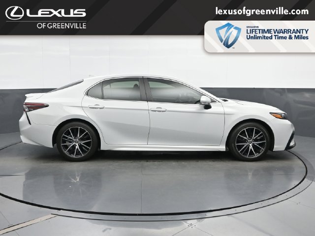 Used 2023 Toyota Camry SE w/ Convenience Package FWD image 10