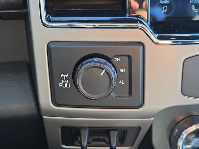 Used 2022 Ford F250 Lariat w/ Chrome Package image 25