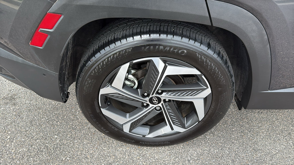 Certified 2024 Hyundai Tucson Limited FWD image 9
