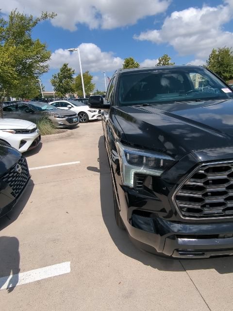 Used 2023 Toyota Sequoia Platinum AWD/4WD image 13