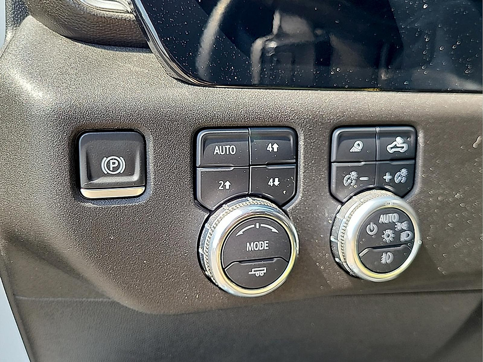 Used 2024 GMC Sierra 1500 Elevation w/ Elevation Premium Package AWD/4WD image 23