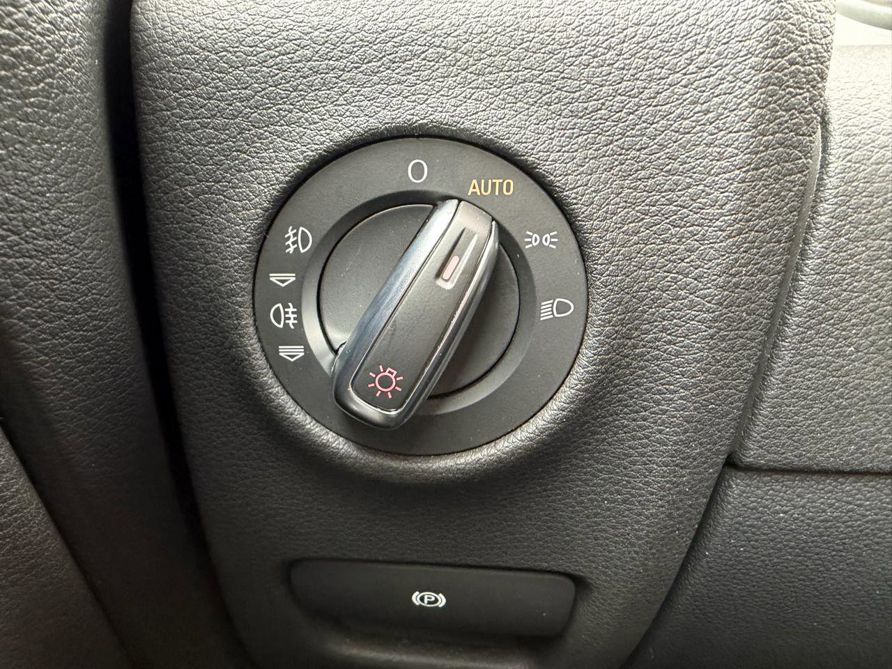 Used 2015 Audi Q7 TDI Premium Plus w/ Premium Plus Package image 34