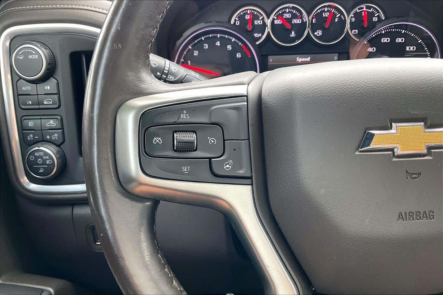 Used 2022 Chevrolet Silverado 1500 LTZ w/ LTZ Convenience Package II AWD/4WD image 18