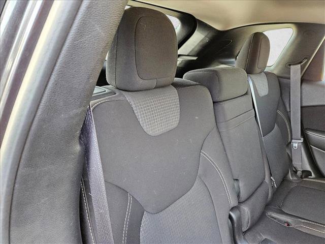 Used 2017 Jeep Cherokee Latitude image 17