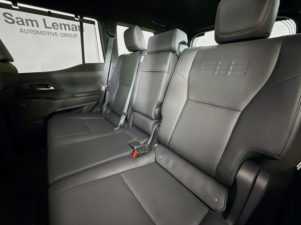 Used 2024 Lexus GX 550 image 26