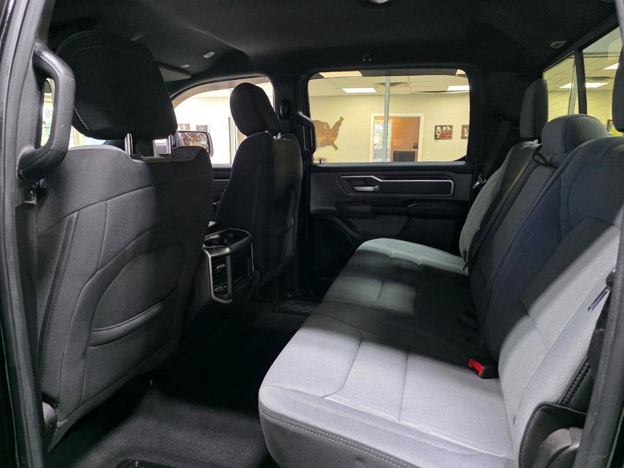 Used 2021 RAM 1500 Big Horn AWD/4WD image 19