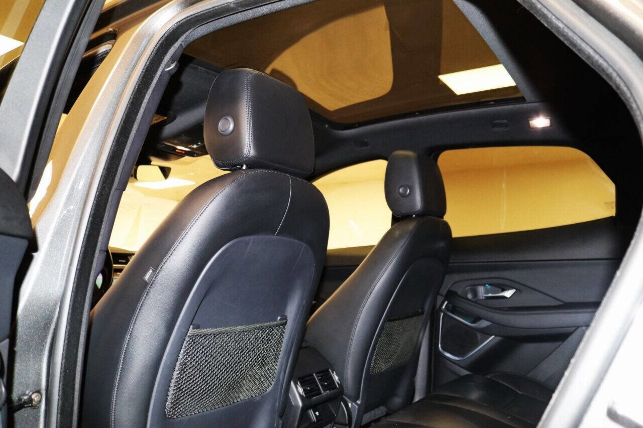 Used 2020 Jaguar E-PACE SE image 67