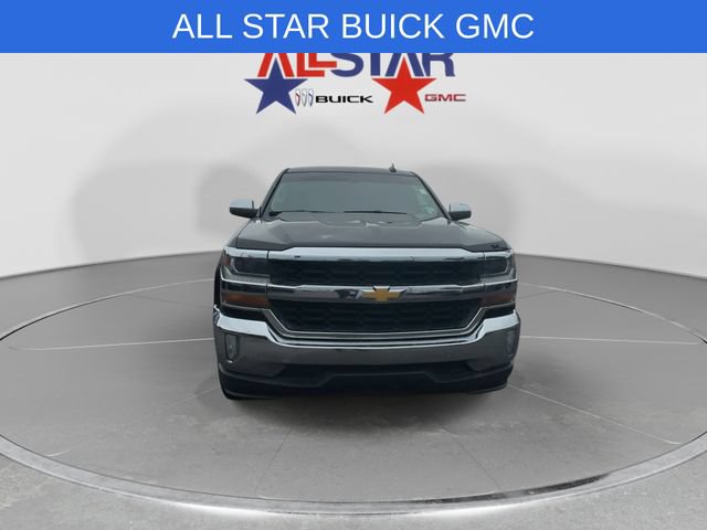 Used 2018 Chevrolet Silverado 1500 LT w/ Texas Edition RWD image 2