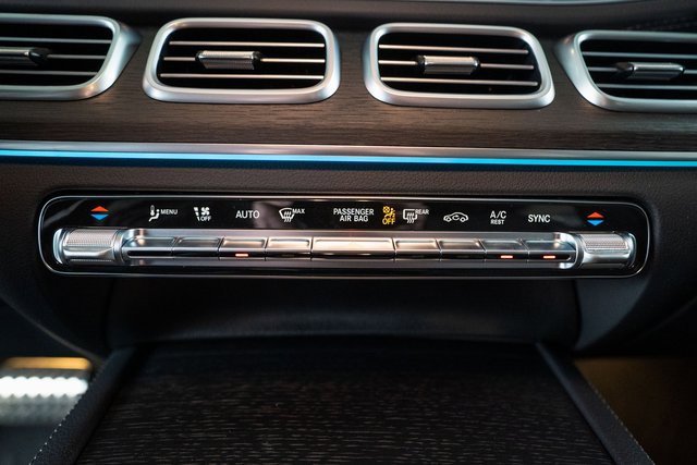 New 2026 Mercedes-Benz GLS 450 4MATIC image 23