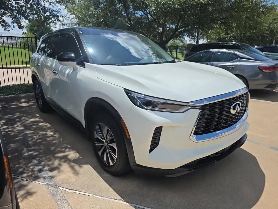 Certified 2023 INFINITI QX60 Pure FWD image 2