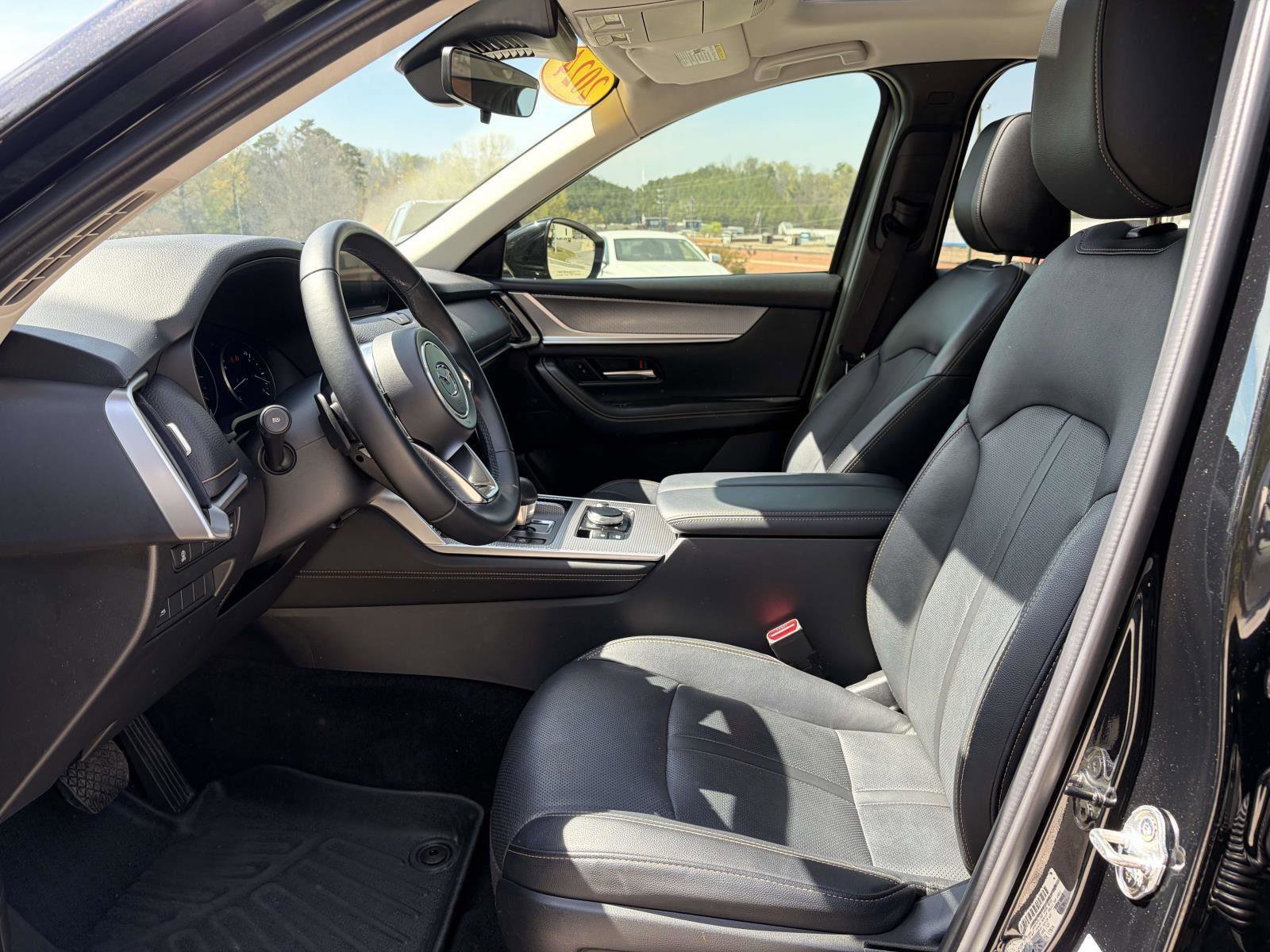 Used 2024 MAZDA CX-90 3.3 Turbo w/ Preferred Plus image 14