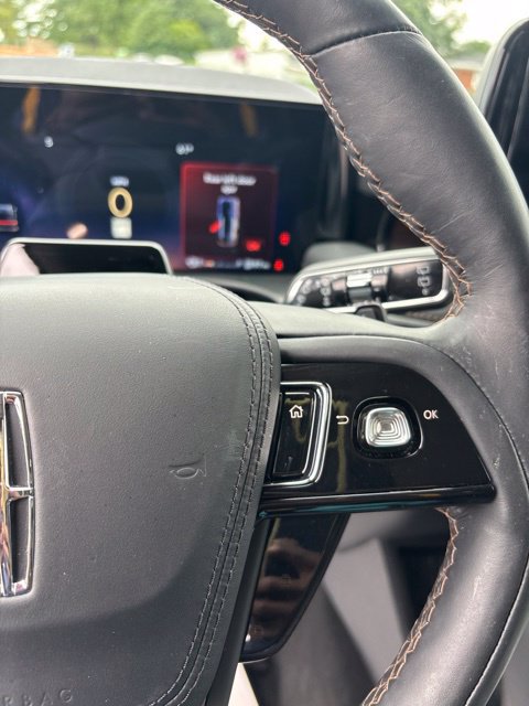 New 2026 Lincoln Aviator Reserve AWD/4WD image 17
