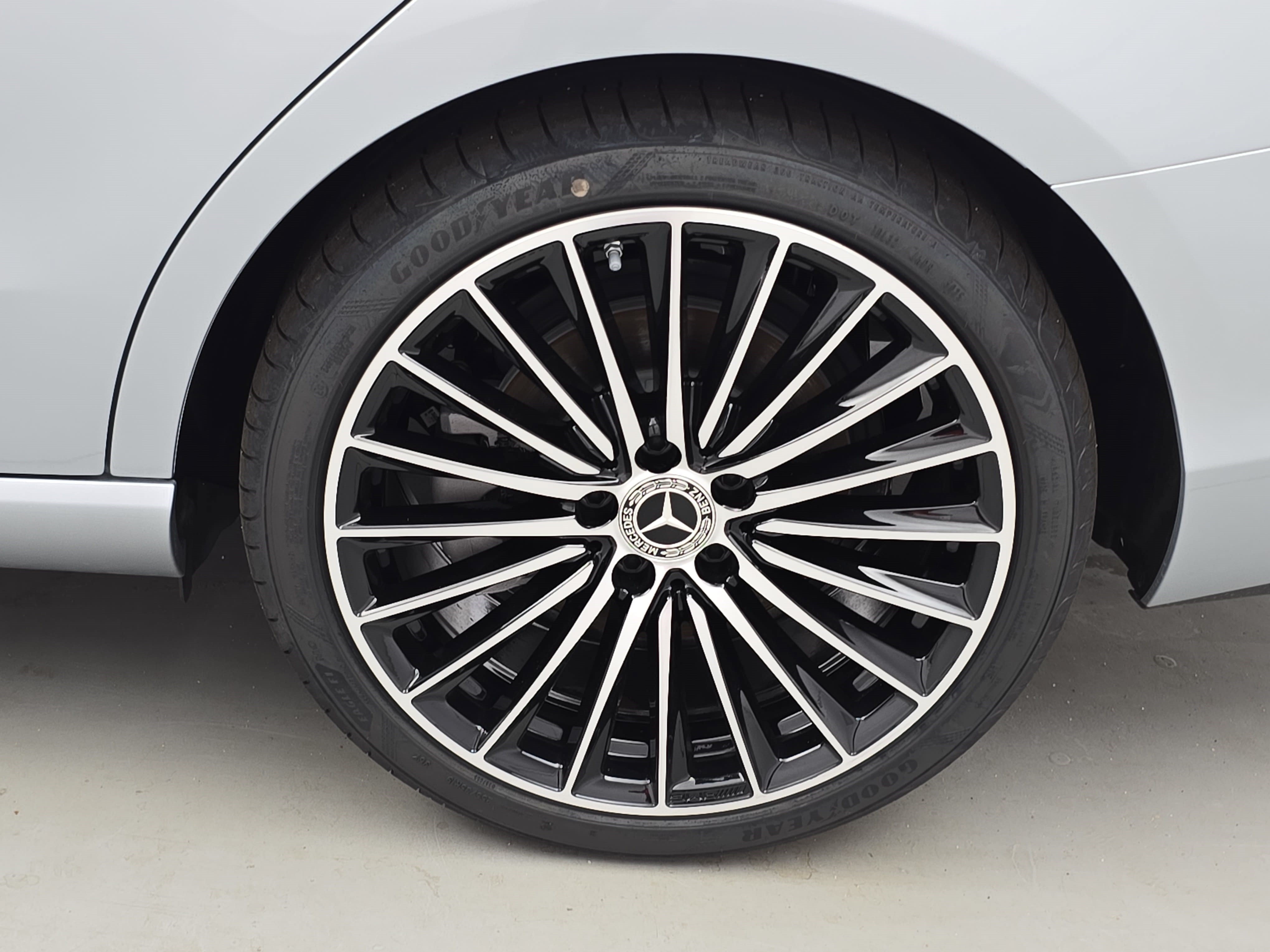 New 2026 Mercedes-Benz C 300 4MATIC Sedan image 34