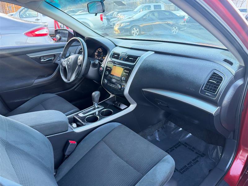 Used 2015 Nissan Altima 2.5 SV FWD image 15