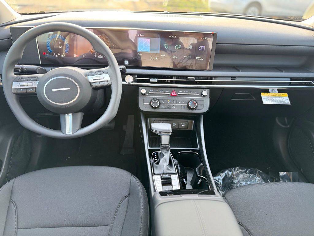 New 2026 Hyundai Tucson SE image 9