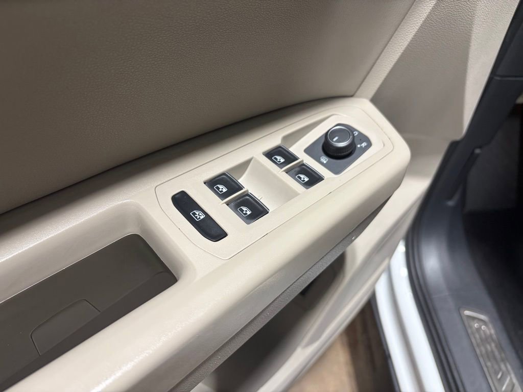 Used 2019 Volkswagen Atlas SEL R-Line image 13