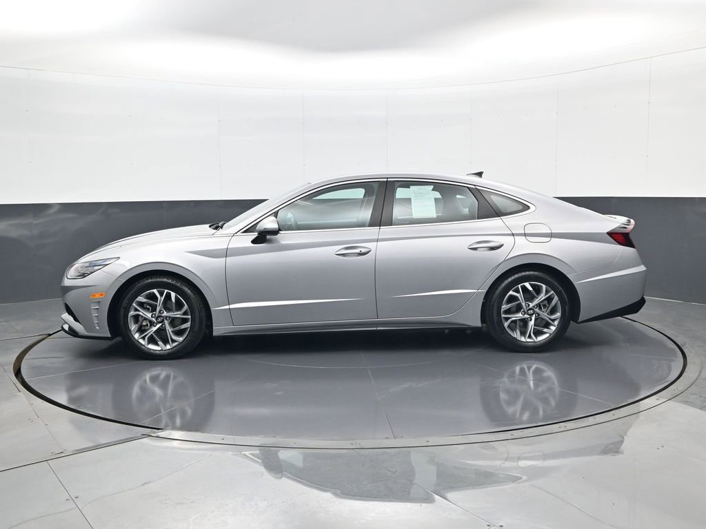 Certified 2023 Hyundai Sonata SEL w/ Cargo Package FWD image 8