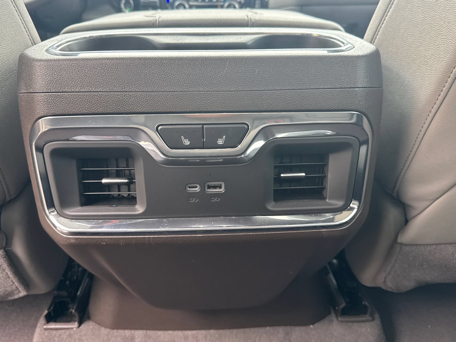 Used 2025 Chevrolet Silverado 2500 LTZ w/ LTZ Premium Package AWD/4WD image 24