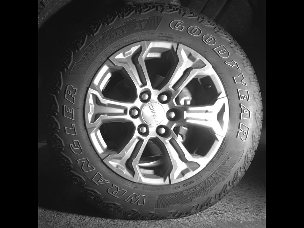 Certified 2022 GMC Sierra 1500 SLE AWD/4WD image 12