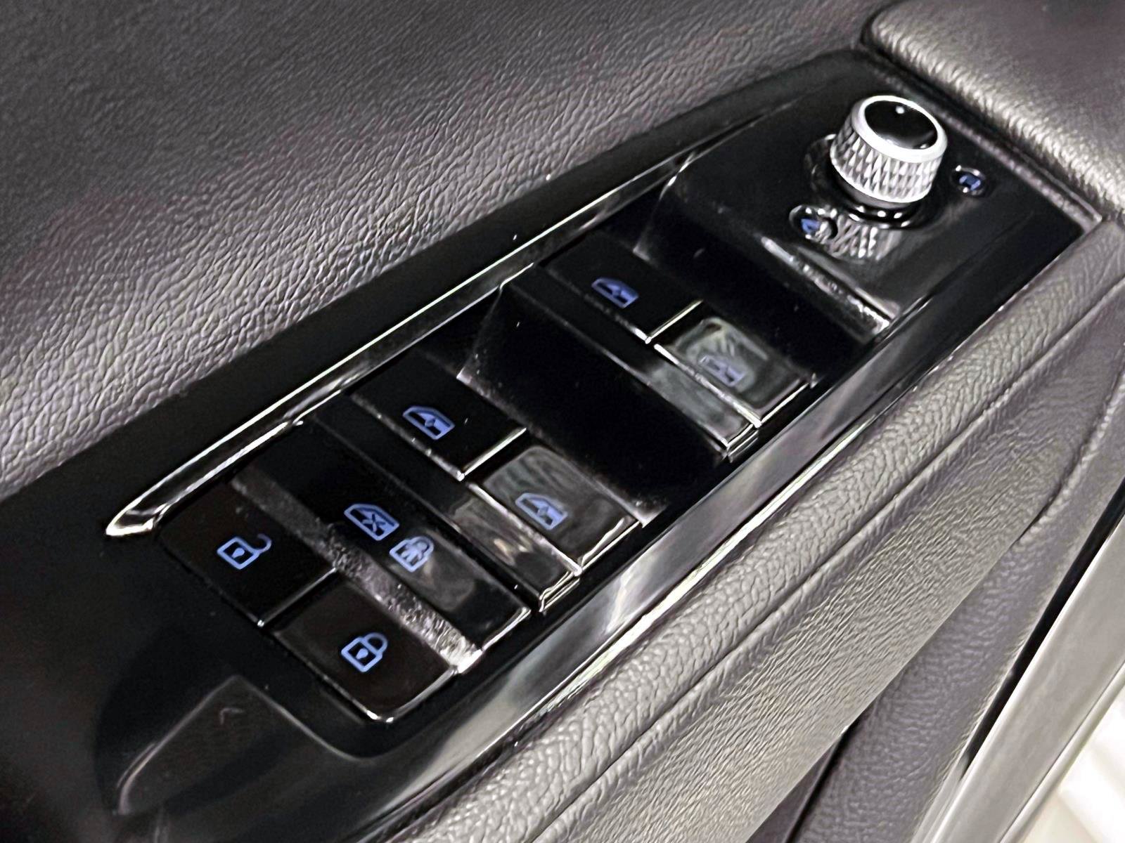 Certified 2023 Maserati Grecale Modena AWD/4WD image 17