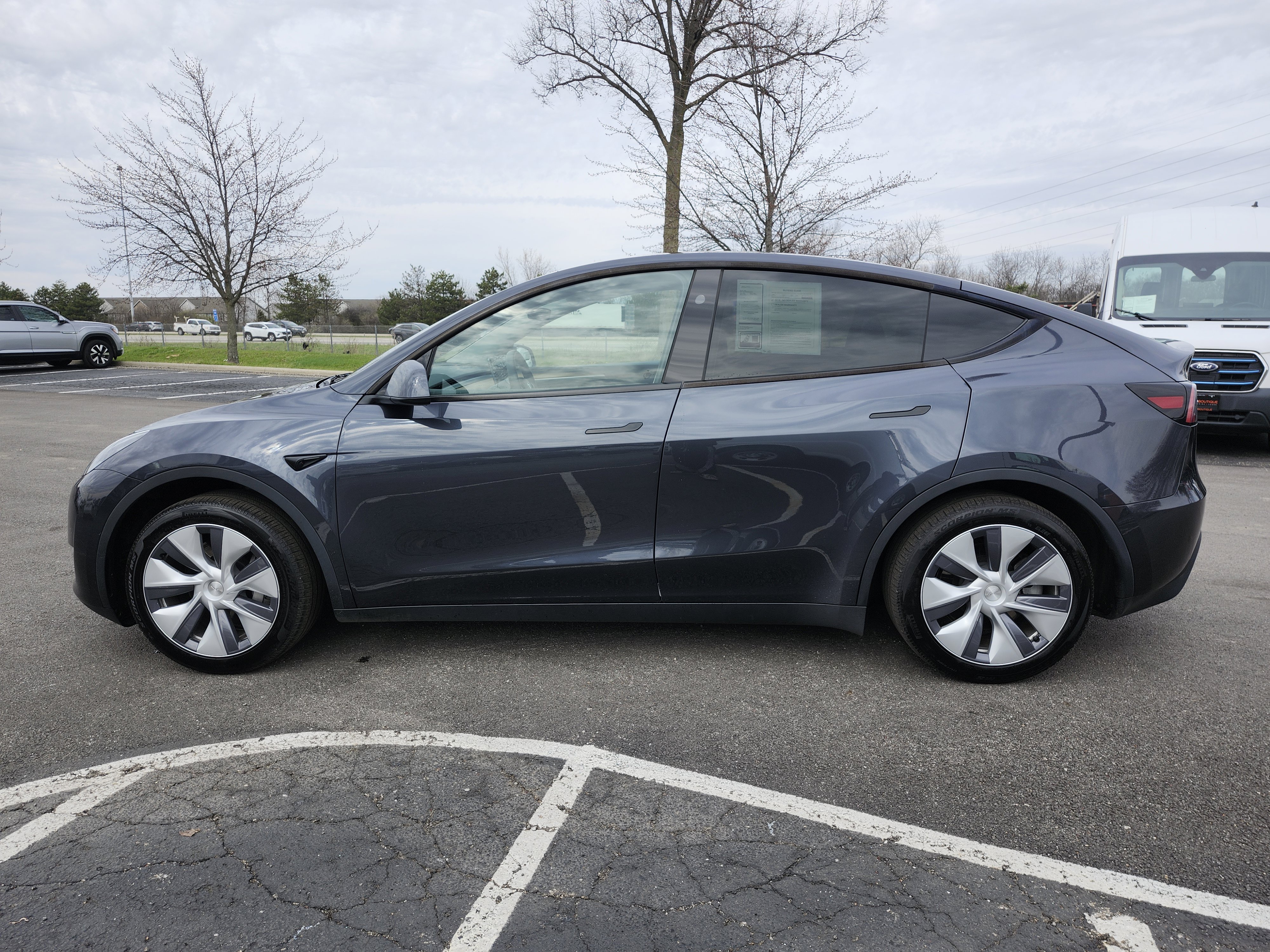 Used 2024 Tesla Model Y Long Range AWD/4WD image 14