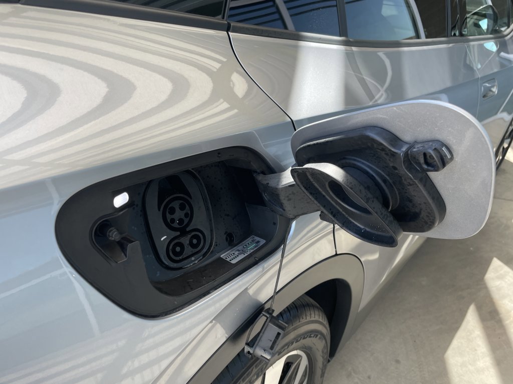 Used 2023 Volkswagen ID.4 Pro image 53