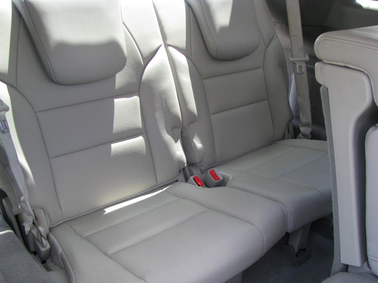 Used 2011 Acura MDX w/ Technology Package AWD/4WD image 18