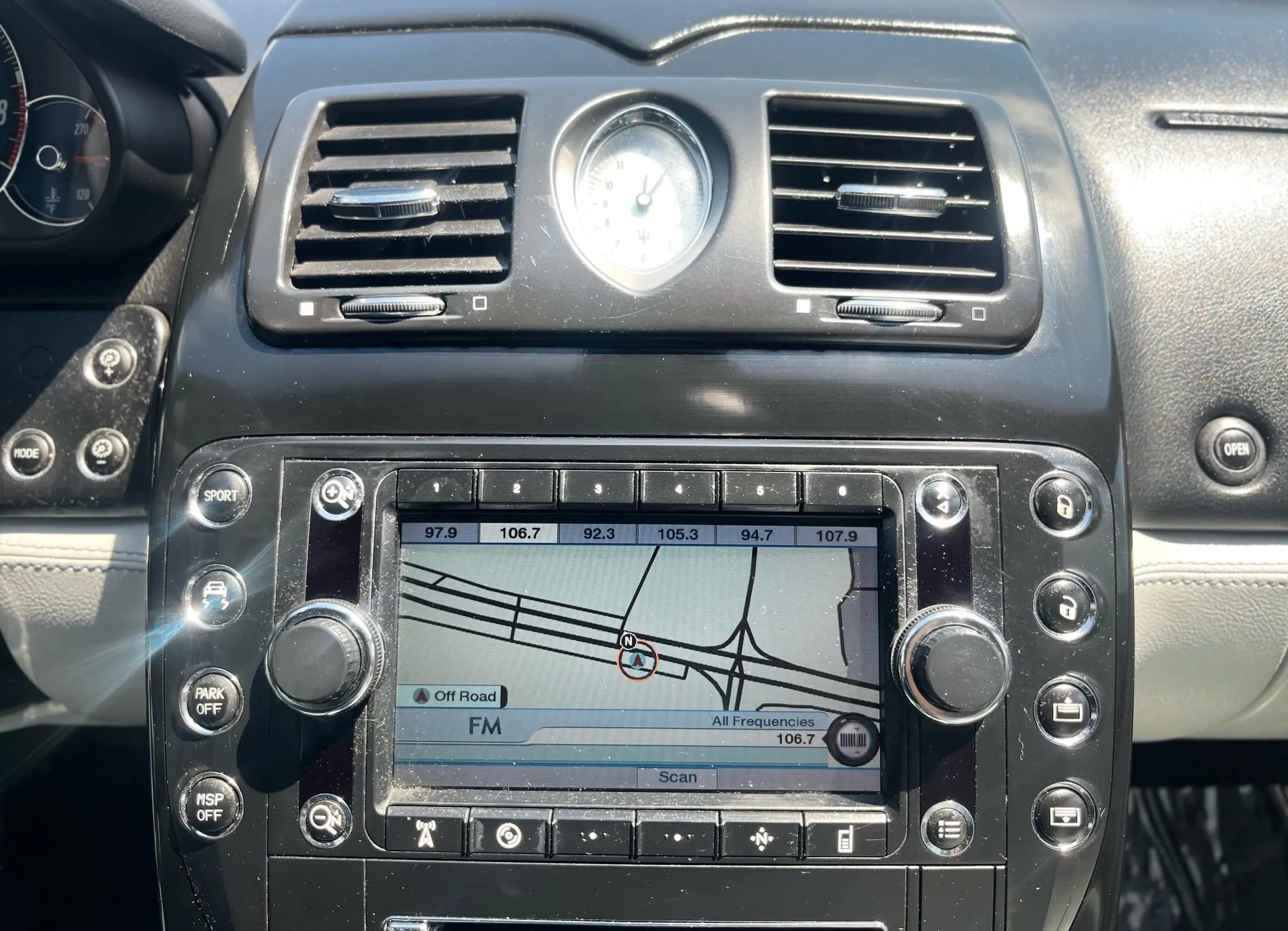 Used 2009 Maserati Quattroporte image 16