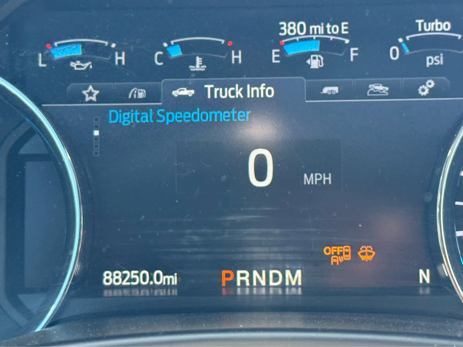 Used 2021 Ford F250 Platinum w/ FX4 Off-Road Package AWD/4WD image 8