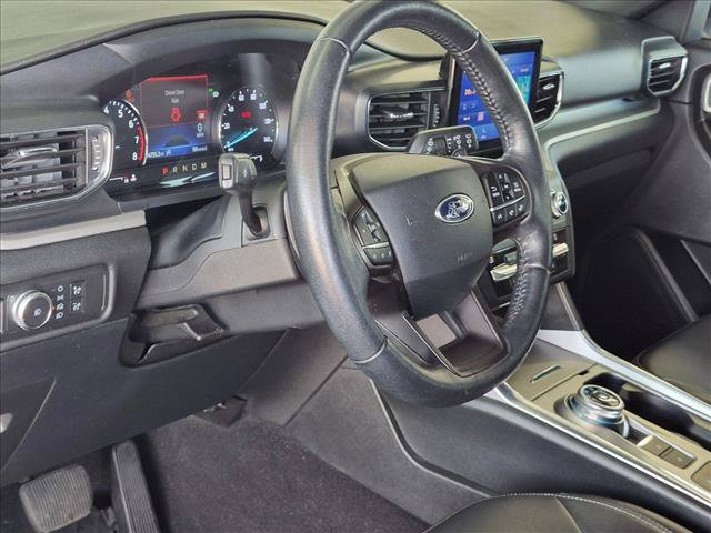 Used 2020 Ford Explorer XLT w/ Equipment Group 202A RWD image 9
