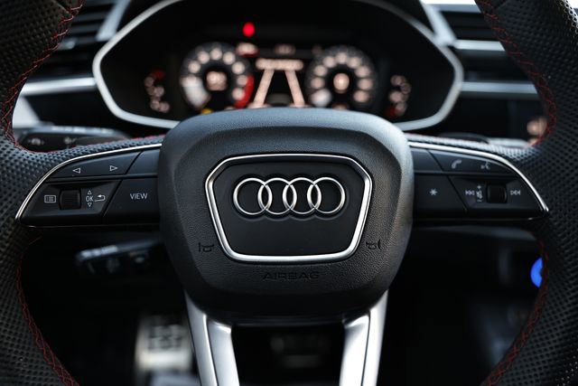 Certified 2025 Audi Q3 2.0T Premium Plus AWD/4WD image 33
