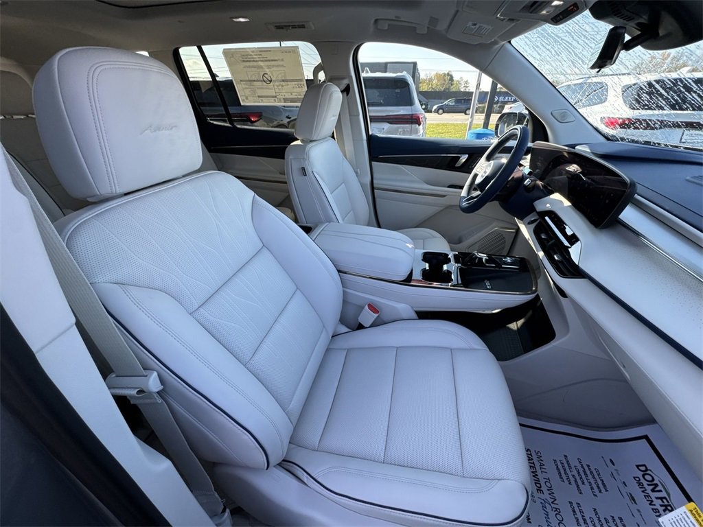 New 2026 Buick Enclave Avenir w/ Super Cruise Package image 26