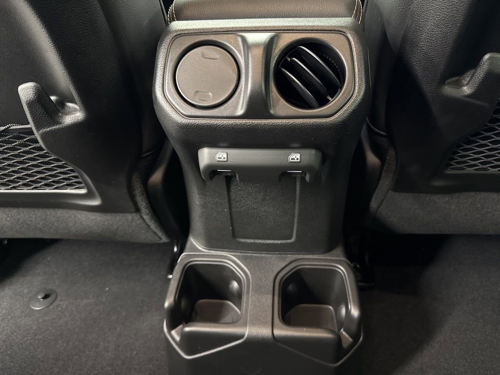 New 2026 Jeep Gladiator Sport image 11