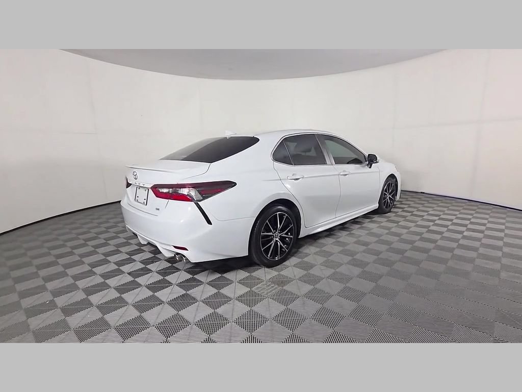 Used 2024 Toyota Camry SE FWD image 39