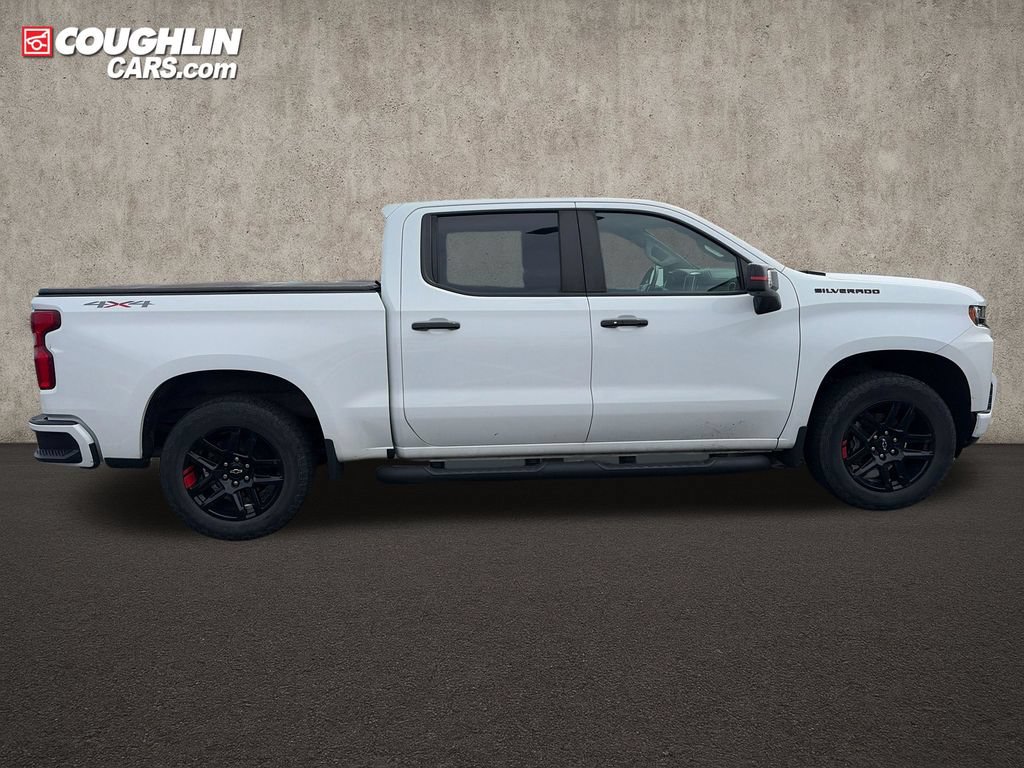 Used 2022 Chevrolet Silverado 1500 RST w/ Redline Edition AWD/4WD image 9