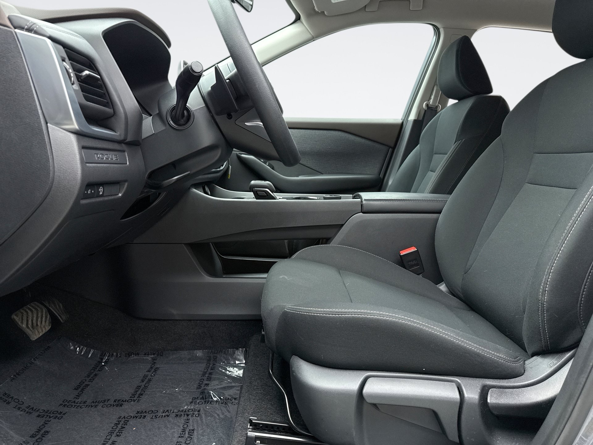 Used 2023 Nissan Rogue S AWD/4WD image 11